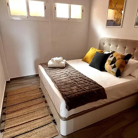 Bluebell L6 Apartment Armenime